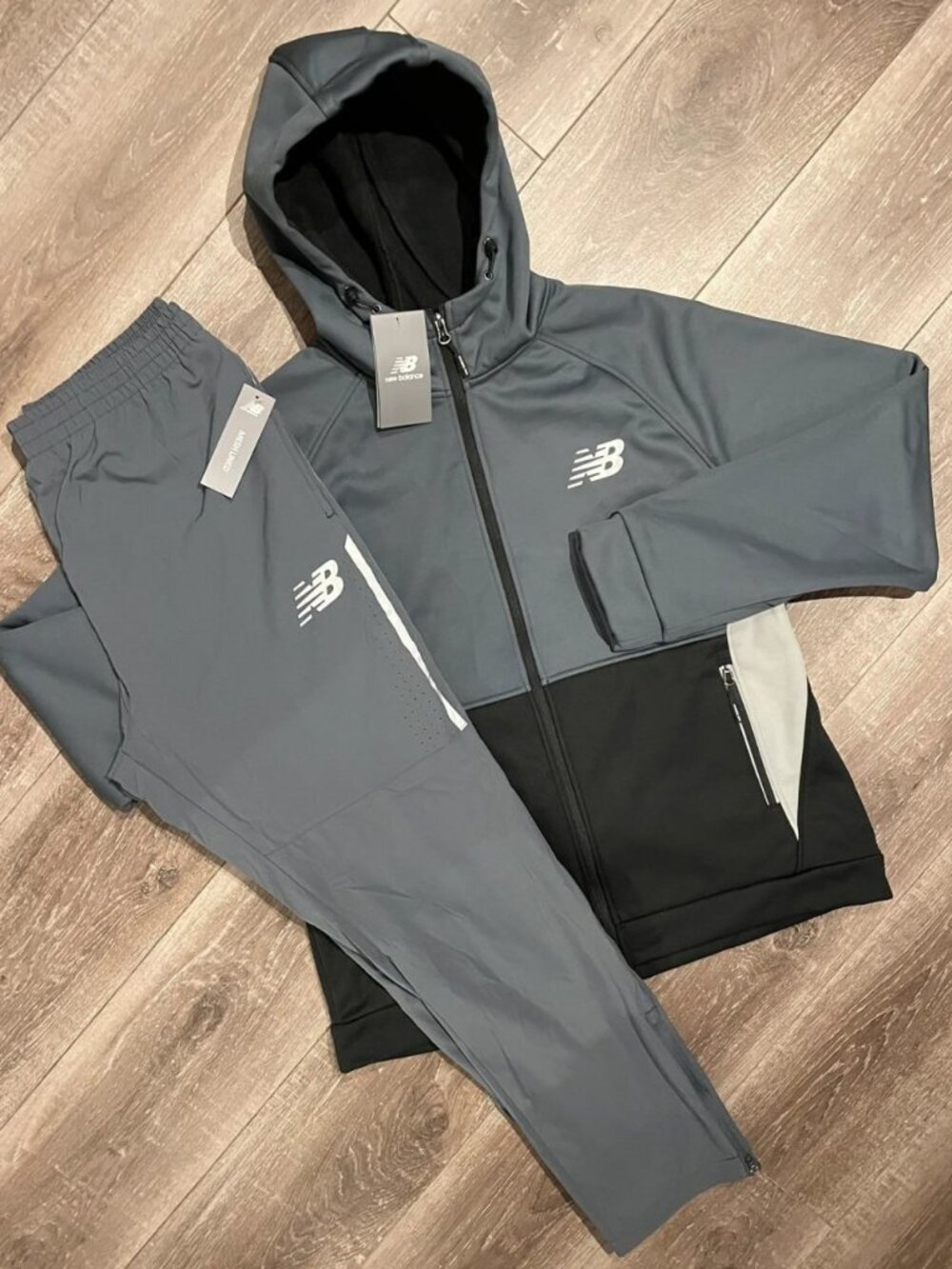 New Balance Seasonal Premium Hooded Jacket & Track Pants Set Grey/Black Men's L